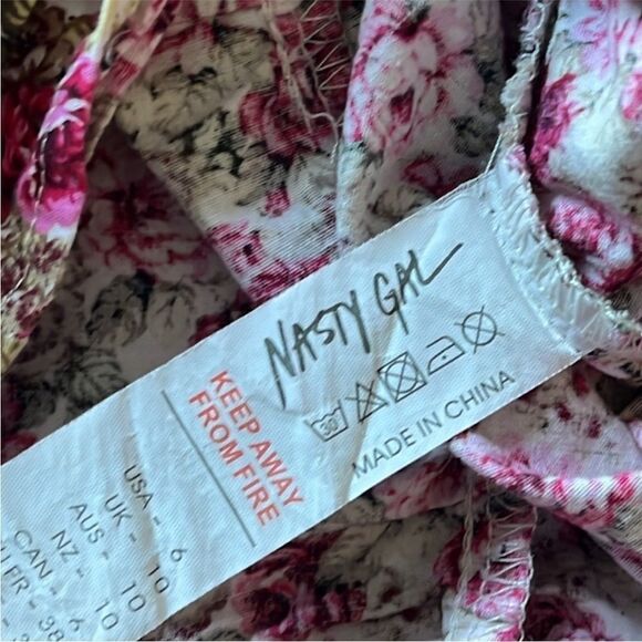 Nasty Gal Floral Print Balloon Sleevee Ruched Mini Dress. Size 6. - Picture 10 of 11